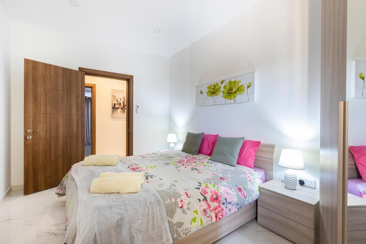 H2 -Modern And Spacious 3 Bedroom Apartment San Gwann Экстерьер фото