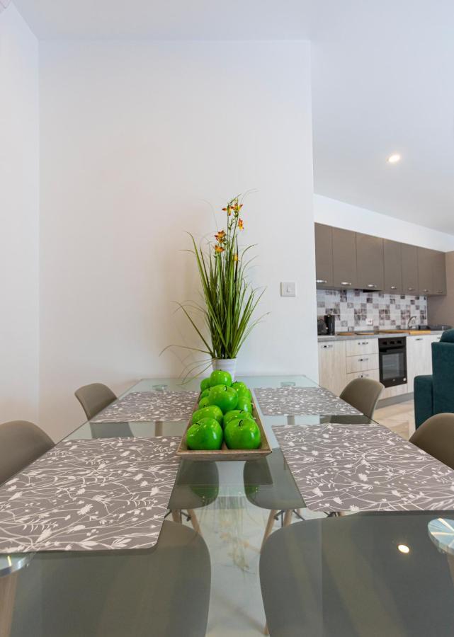 H2 -Modern And Spacious 3 Bedroom Apartment San Gwann Экстерьер фото